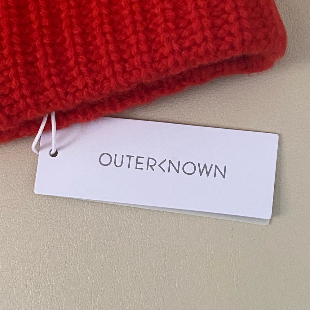 New With Tag Outerknown Wool cashmere tomato 🍅 color Beanie OS - Picture 3 of 5